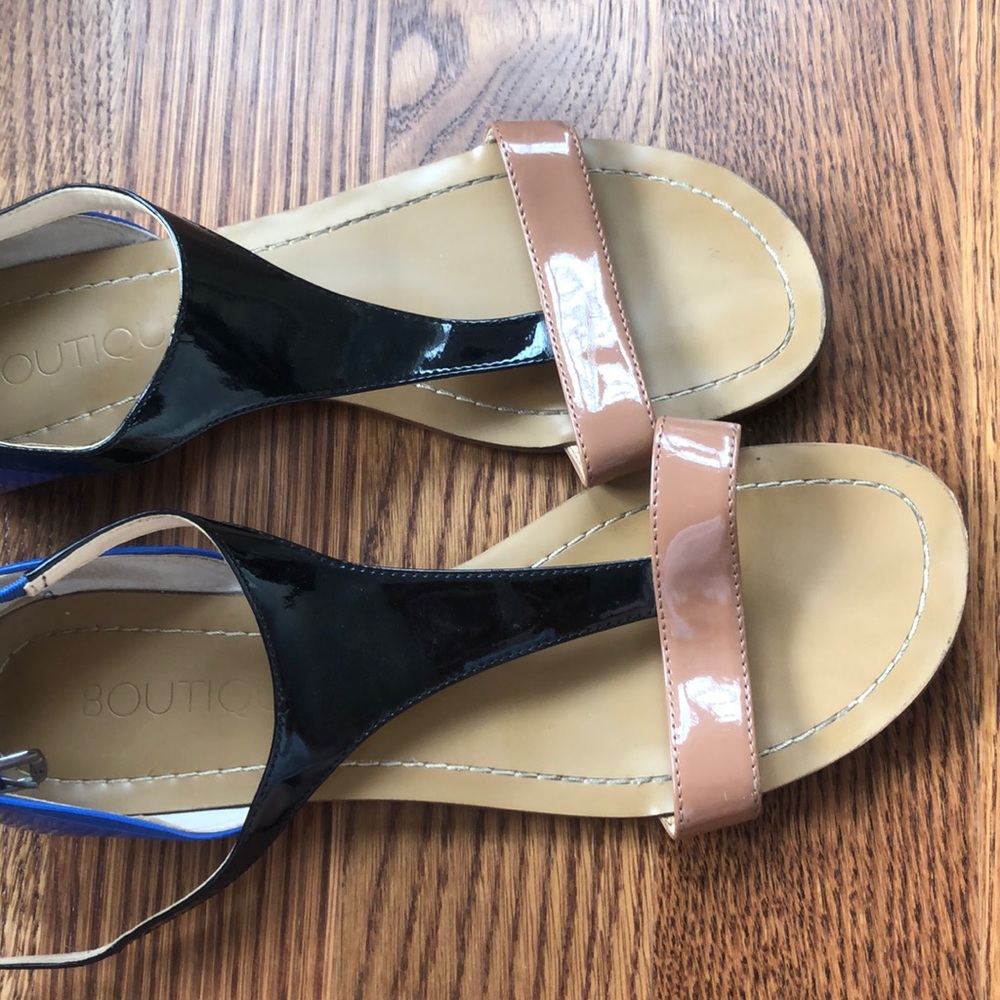 Sandals - Picture 4 of 5